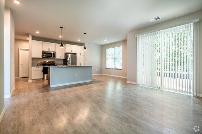 2BR, 2BA - 1162SF