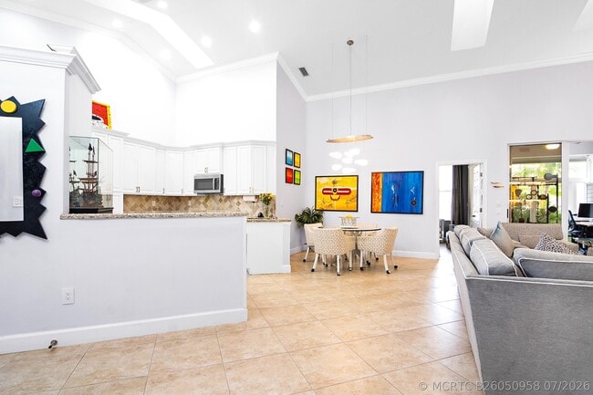 2102 Mahogany Pl