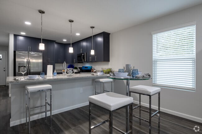 4BR, 2BA - 1,456SF - Dining Room