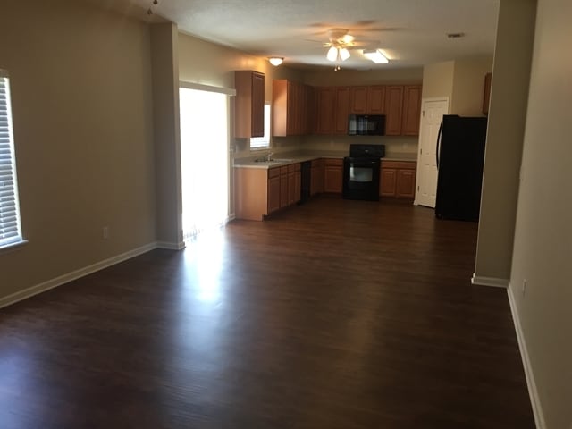 Photo - 1613 Mapmakers Way