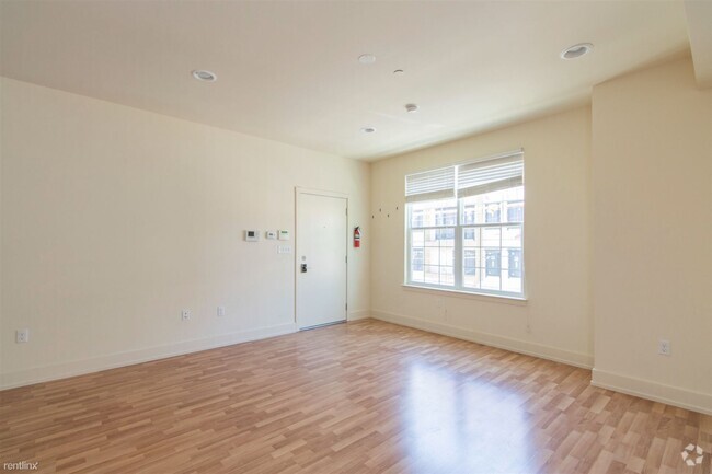 Building Photo - 2 br, 1 bath Triplex - 1511 MASTER ST Unit 103 Rental