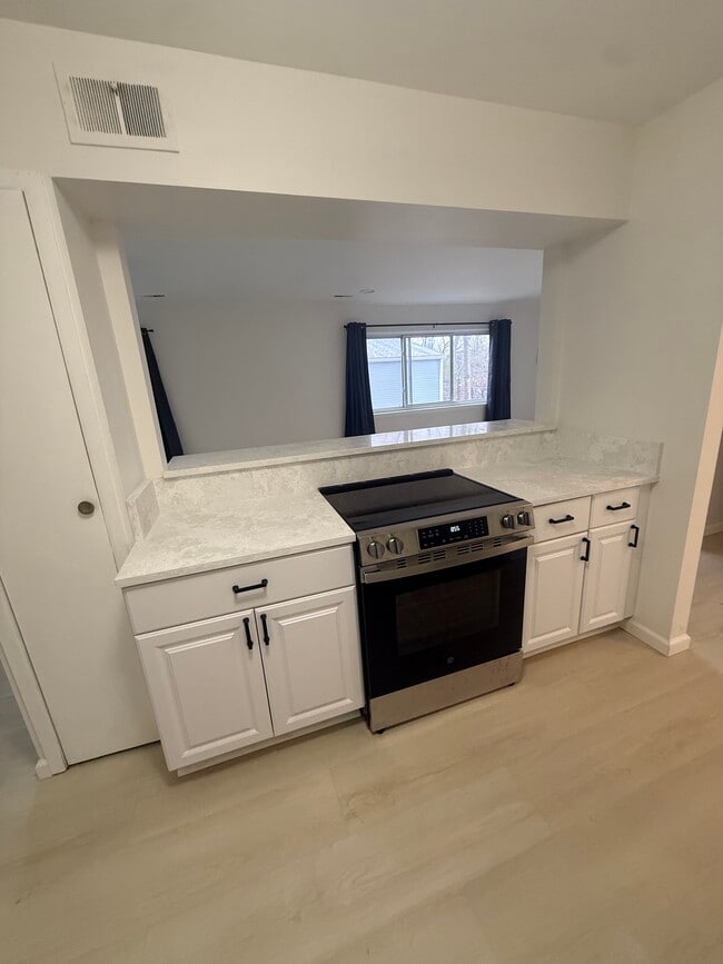 Photo - 509 E University Dr Unit 508