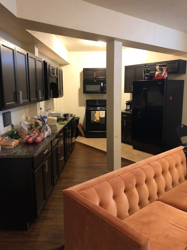 Photo - 519 Zulema St Apartment Unit #8