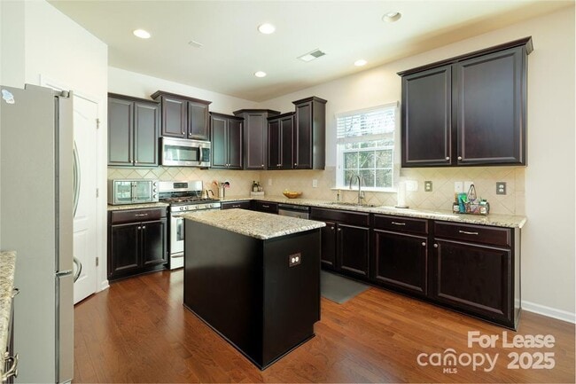 Photo - 10745 Sapphire Trail