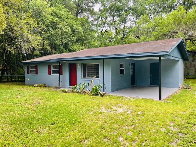 Building Photo - Renovated 3/1 house in SW Gainesville!