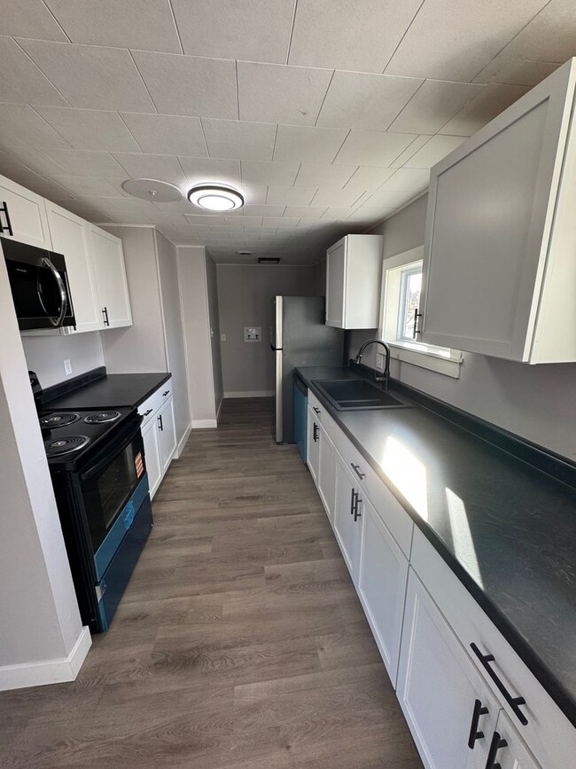 Photo - 2635 Corvalis Ave