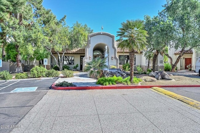 Building Photo - 750 E Northern Ave Unit 1094