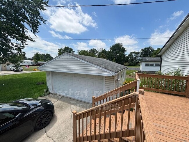 Photo - 313 E Highland Ave