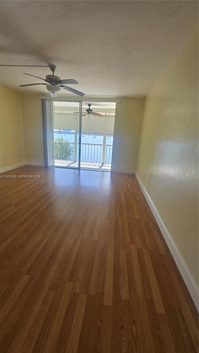 Photo - 3000 Marcos Dr Unit P304