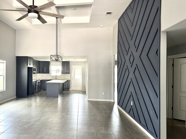 Photo - 5521 Conroe St