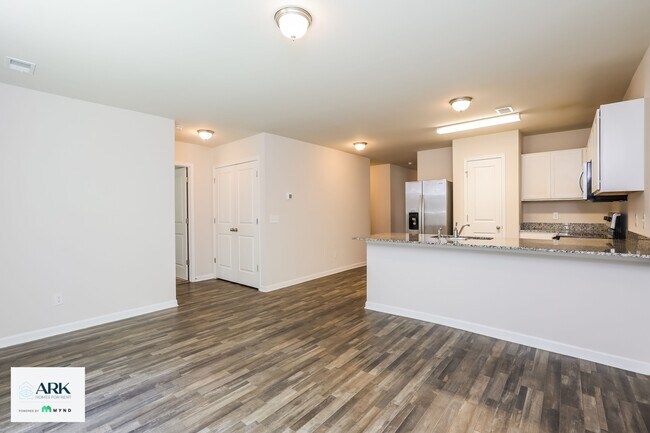 208 Saddle Brooke Trce