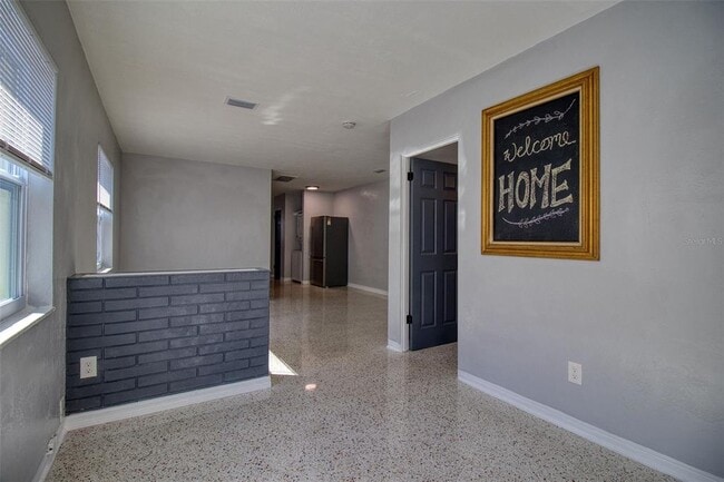 Photo - 634-615 15th Ave S