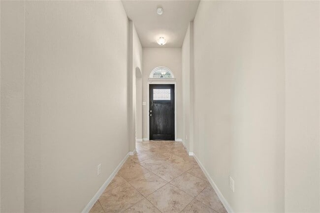 Photo - 307 Limestone Creek