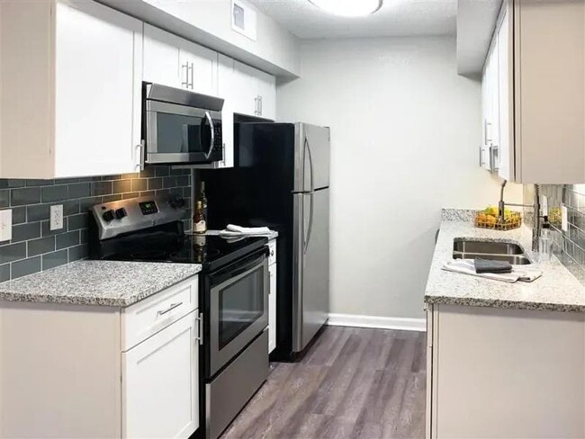 Photo - Latitude at Riverchase