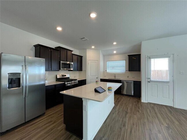 Photo - 216 Arnage Dr