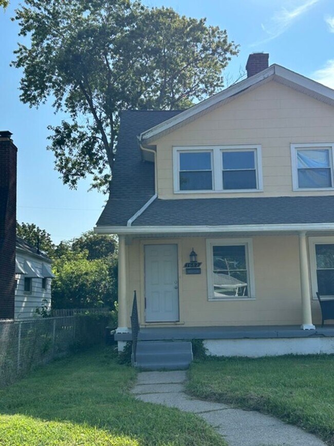 1682-1684 Hearthstone Dr.