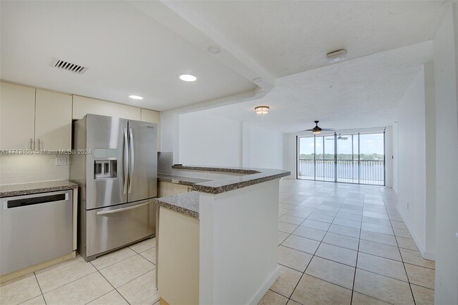 Photo - 20850 San Simeon Way Condo Unit 506-5