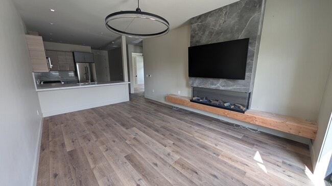 Building Photo - Rhine House Lofts Unit RH Loft 1