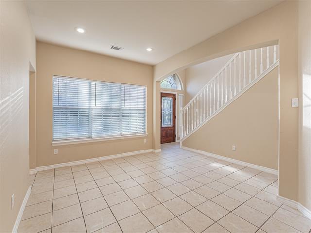 Photo - 210 Sendero Dr