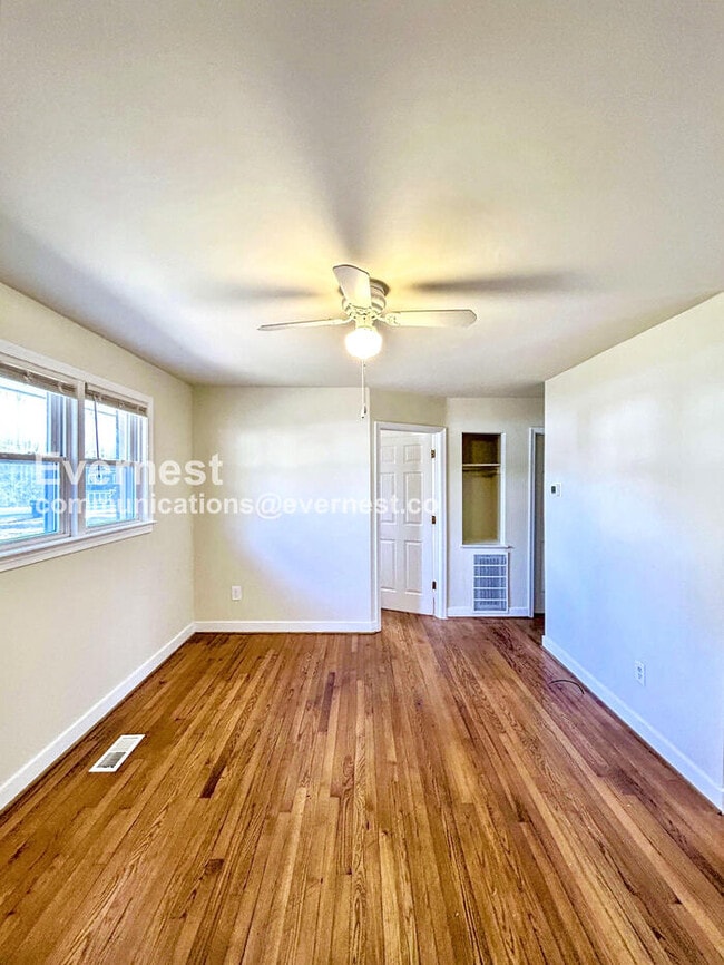 Photo - 12364 Mason Ave