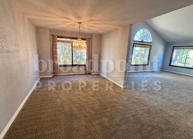 10326 Oak Ranch Ln