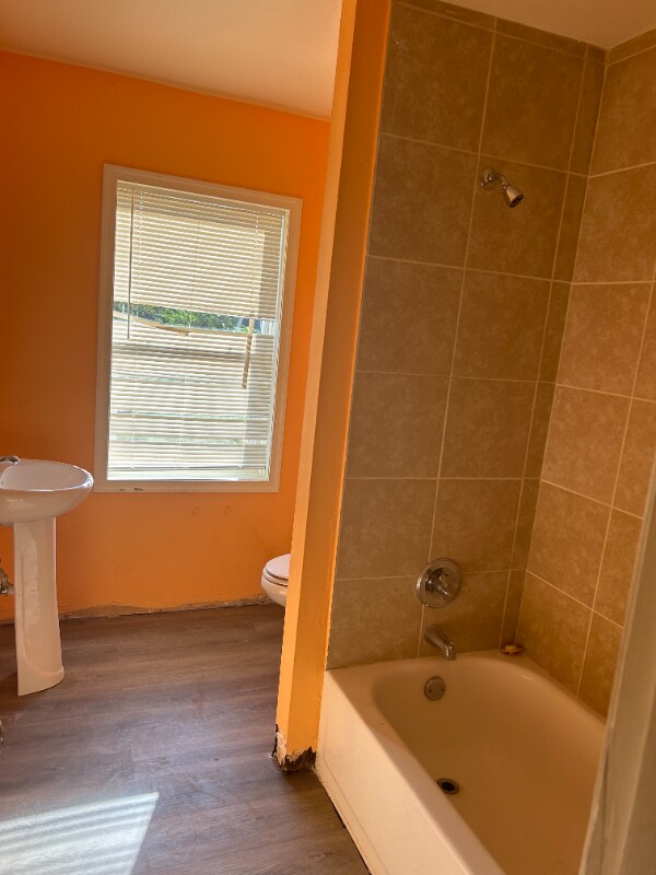 Photo - 707 Harding St