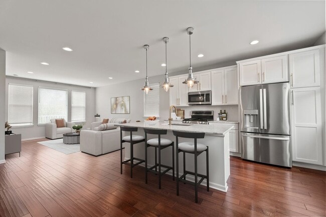Photo - 1031 N Sherman Dr
