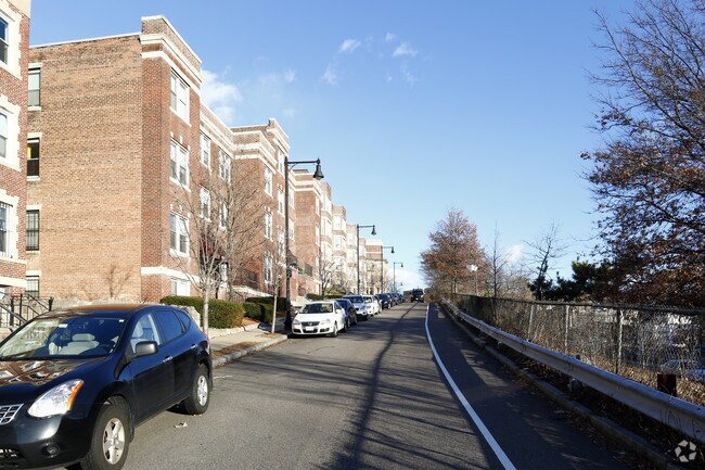 Commonwealth - 1715- Commonwealth Avenue