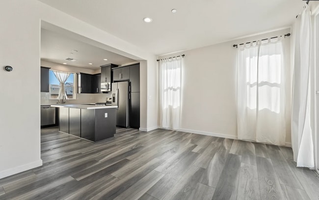 Photo - STUNNING 3/3+LOFT (Rocklin) Gem! Don't Miss This One!  (See Below For Viewings)!