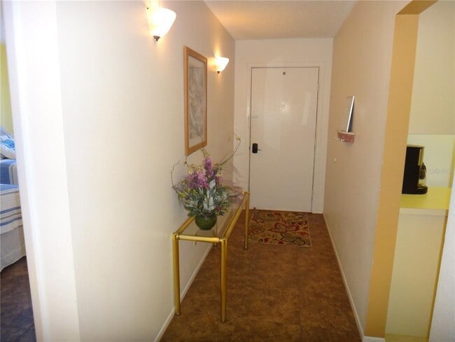 4493 Longmeadow Unit 76