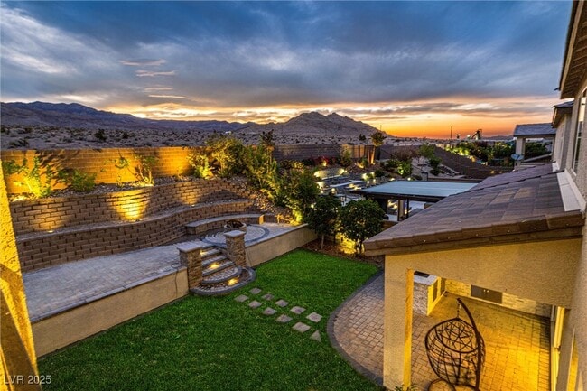 Photo - 4631 Amazing View St