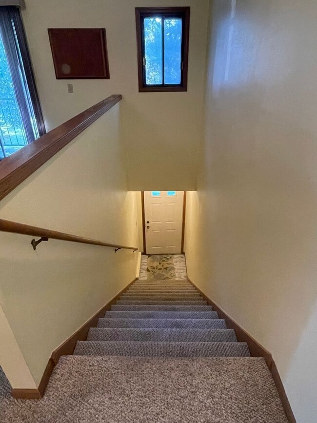 Photo - Spacious 2-Bed, 2-Bath Condo with Comfort ...