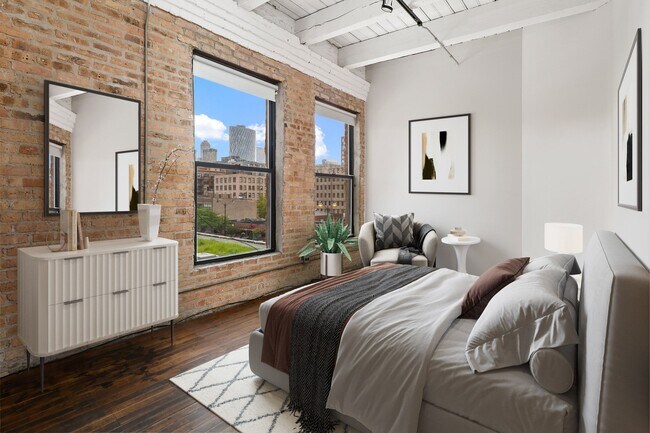 Photo - 1012 W Randolph Apartments