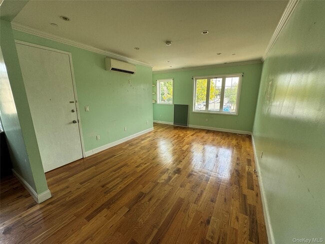 Photo - 138-14 Brookville Blvd