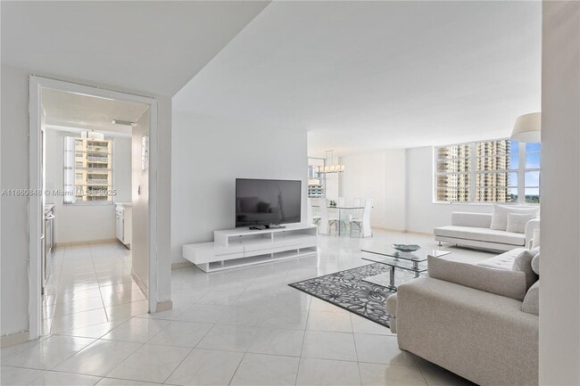 Building Photo - 250 174th St Unit 605 Rental
