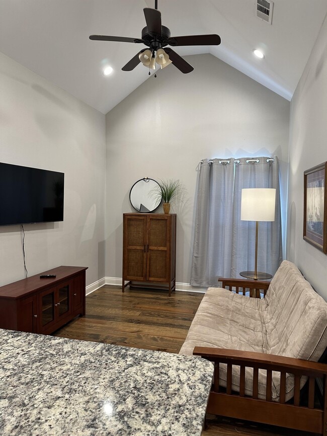 Photo - 9970 Hwy 165