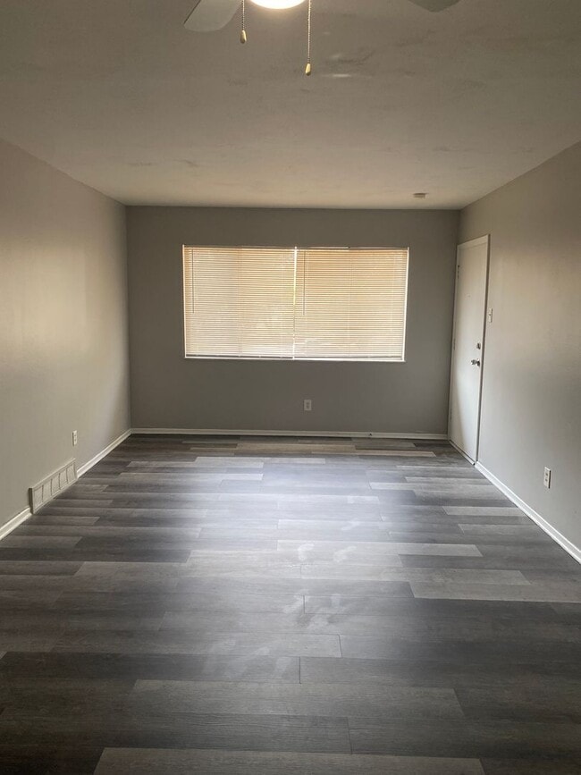 Photo - Updated 2 Bedroom One Bath Apt in Florissant! Unit 155 Reeb Lane Apt 2