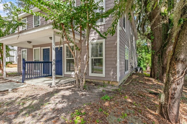 Photo - 1235 N Bronough St Unit 2