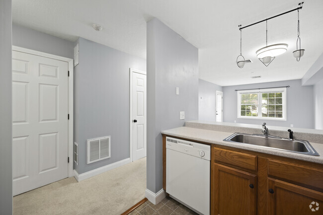 Building Photo - 68 Temple St Unit 103 Rental