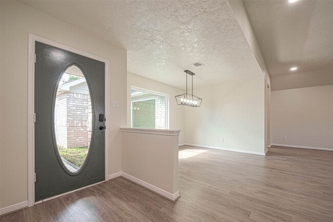 Photo - 416 Heatherwood Ct