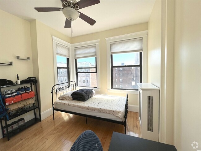 Building Photo - 75 Burbank St Unit 401 Rental