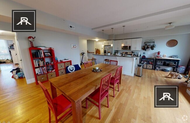 Building Photo - 3 bedroom in Cambridge MA 02139 Unit 4C Rental