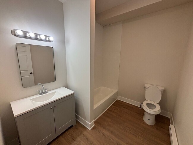 Photo - Luxury 2-Bedroom Apartment Unit 3
