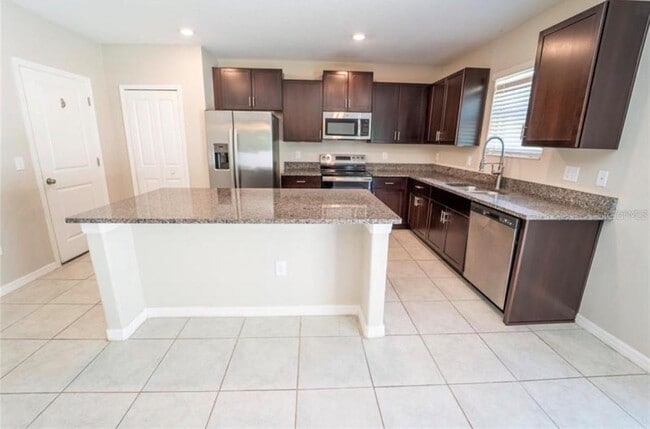 Photo - 1863 Moon Cactus Ct