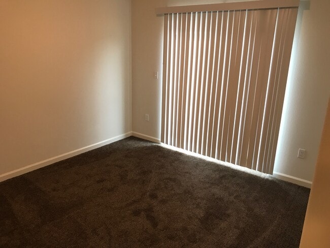 Photo - 3077 Bright St
