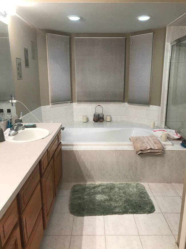 Photo - 35957 St Clair Dr