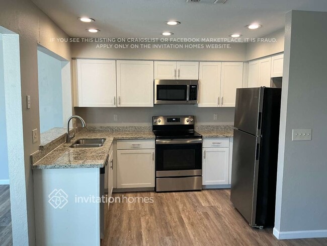 Photo - 1923 W Portobello Ave