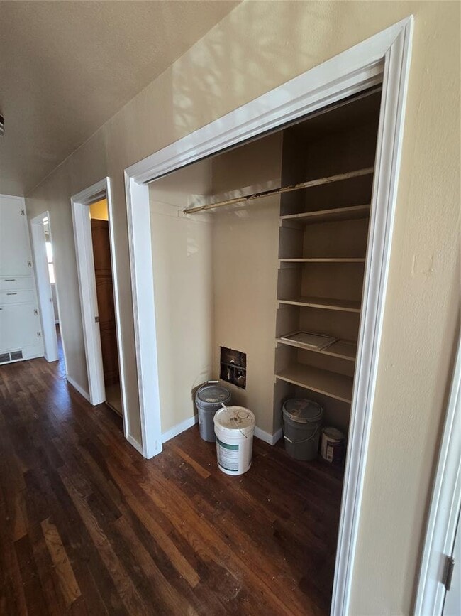 Photo - 1216 N Thomas St