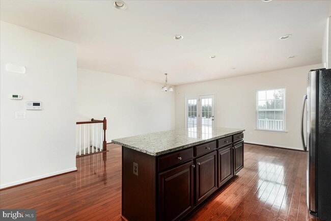 Photo - 139 Hornbeam Dr