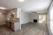 2BR, 1.5BA - 1020SF